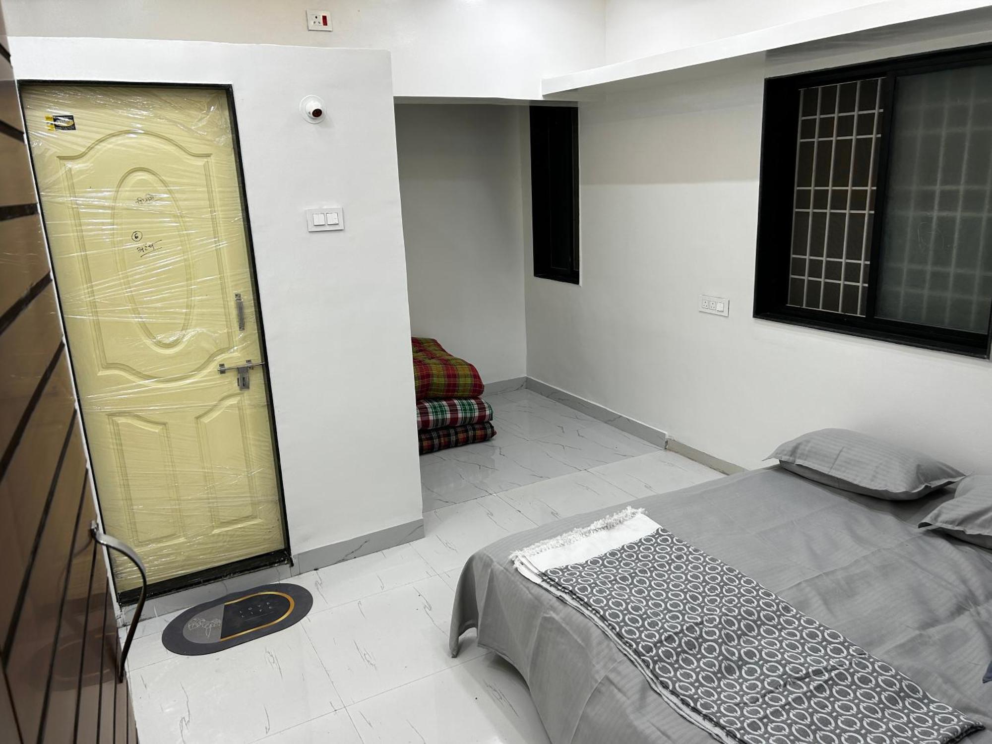 Vatavriksha Guest House,Akkalkot Akalkot 外观 照片