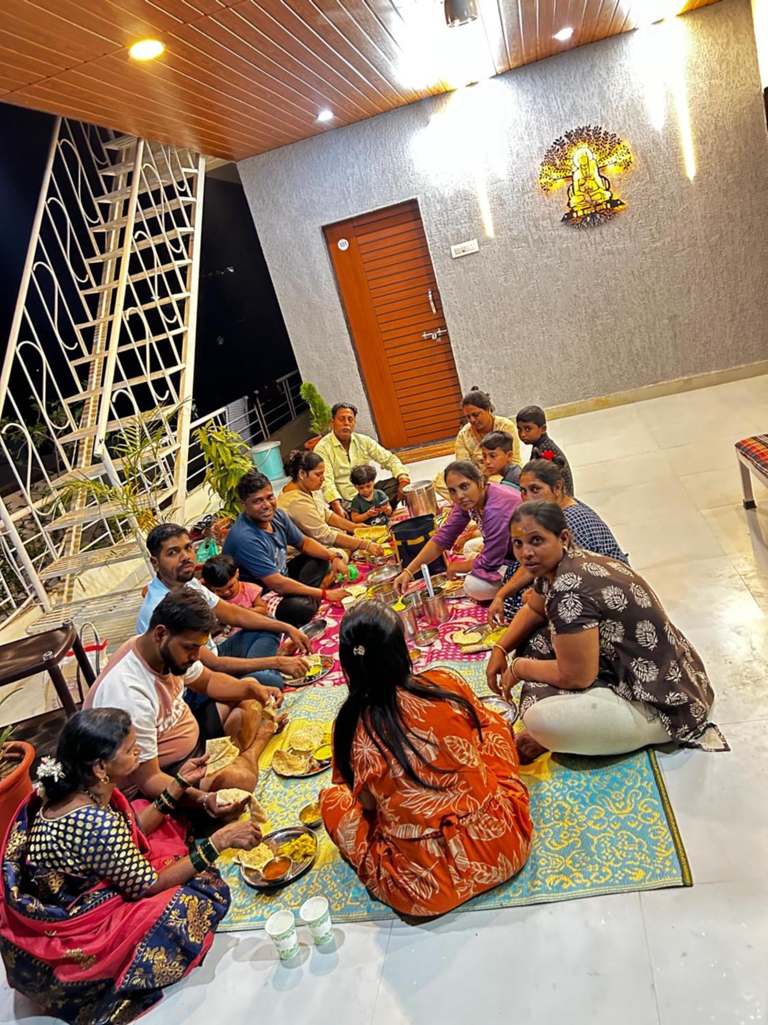 Vatavriksha Guest House,Akkalkot Akalkot 外观 照片